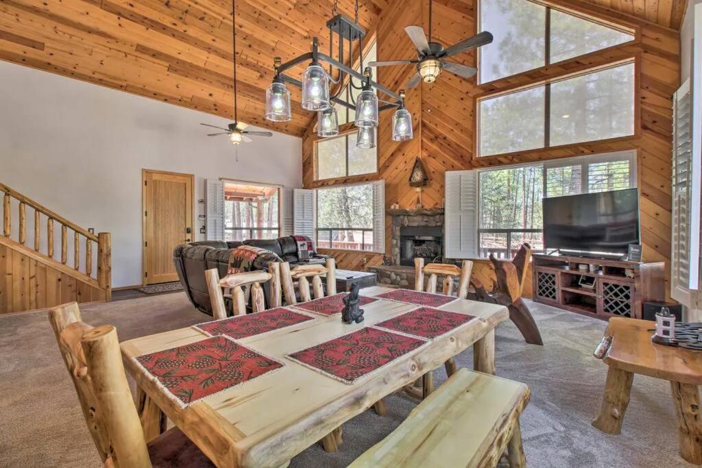 파인톱-호변 Pine Cone Cabin 빌라 외부 사진